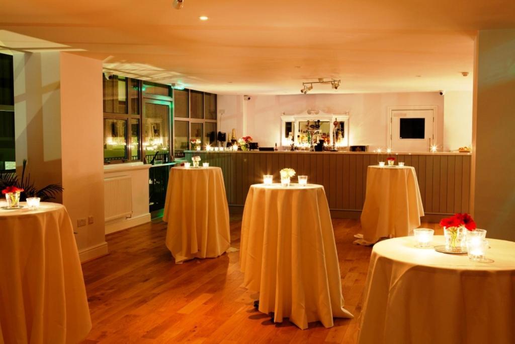 No.10 Cardiff Hotel Luaran gambar